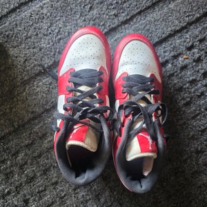 Men's Size M 7.5 (W 8.5) Jordan Molded Cleats (Used)