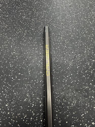 Used Maverik Caliber Mens Atk Mid Lax Shaft Black 11849-s000041097