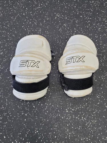 Used Stx Stallion 300 Lacrosse Arm Pads Guards White Youth 11849-s000041087