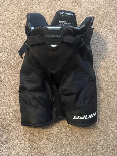 Men's Intermediate Large Bauer Vapor Flylite Hockey Pants (Used)