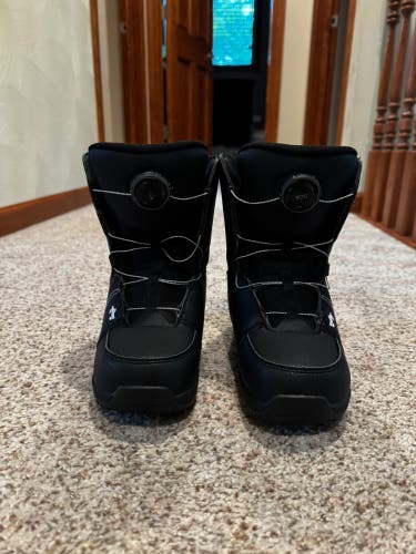 5K Rome Minishred Snowboard Boots Medium Flex (Used)