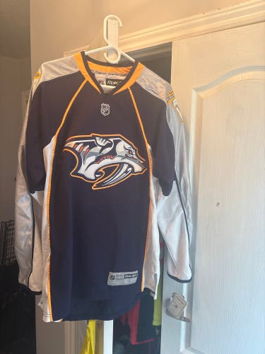 Nashville Predators 2009-10 Home Jersey