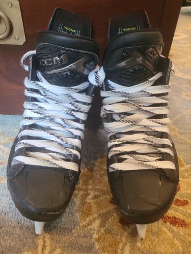 CCM Tacks XF Pro Hockey Skates Regular Width Size 4.5 (Used)