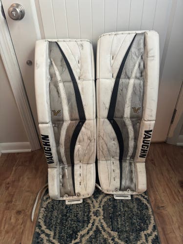 34" Vaughn Velocity V6 Goalie Leg Pads (Used)