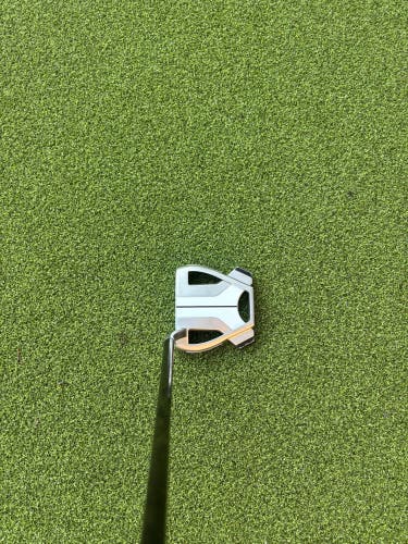 Men's TaylorMade Spider X Mallet Right Handed Putter (Used)