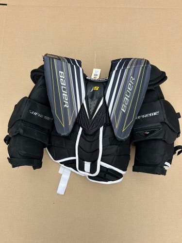 Intermediate Large Bauer Supreme 1S Goalie Chest Protector