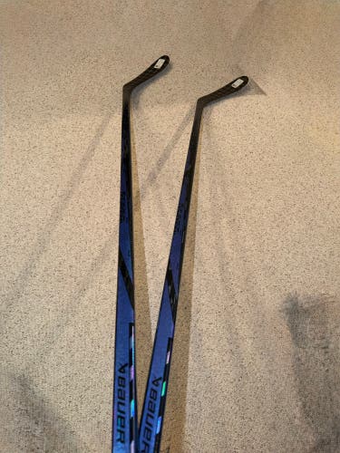 Senior Bauer Twitch Right Handed Hockey Stick P28 70 Flex (New)