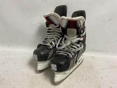 Used Bauer Vapor X60 Junior Hockey Skate White Black Red Junior 03 11855-s000205811