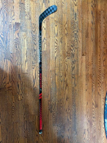 Junior Warrior Novium 2 Right Handed Hockey Stick W28 40 Flex (Used)