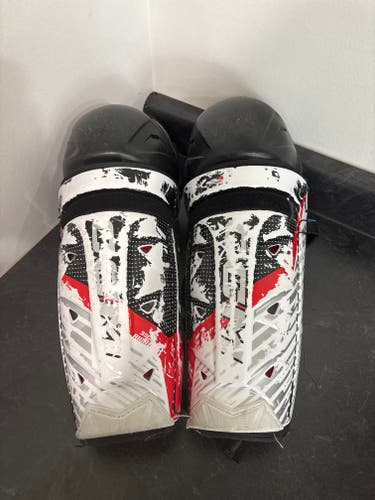 Intermediate CCM JetSpeed FT6 13" Shin Pads (Used)