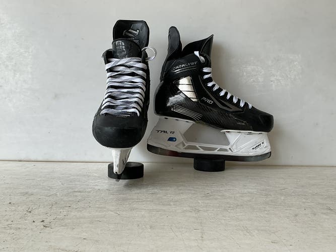 True Hockey Skates 8 (Used)
