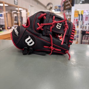 2024 Wilson A950 RH Infield Baseball Glove 11.5" (Used)