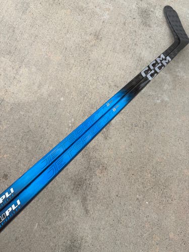 2 Pack CCM JETSPEED FT8 PRO Pro Stock Hockey Stick Grip P90M 80 Flex Left 0528