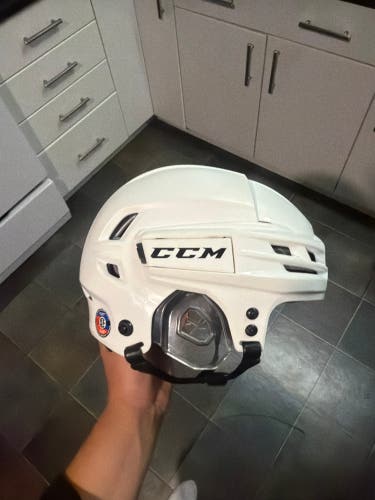 Small CCM Tacks 910 Helmet (Used)