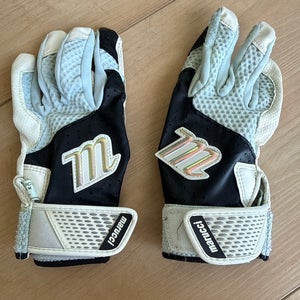 Small Marucci Signature Batting Gloves (Used)