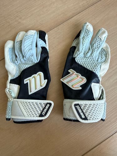Small Marucci Signature Batting Gloves (Used)