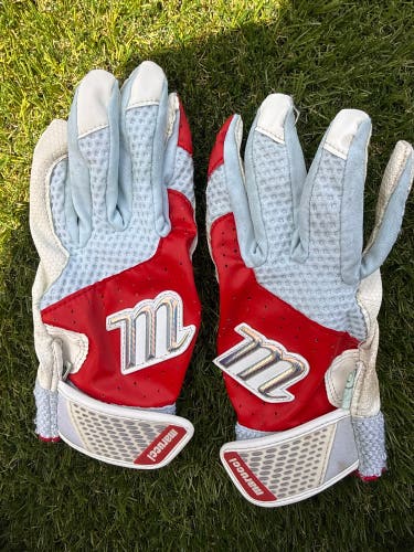 Small Marucci Blacksmith Batting Gloves (Used)