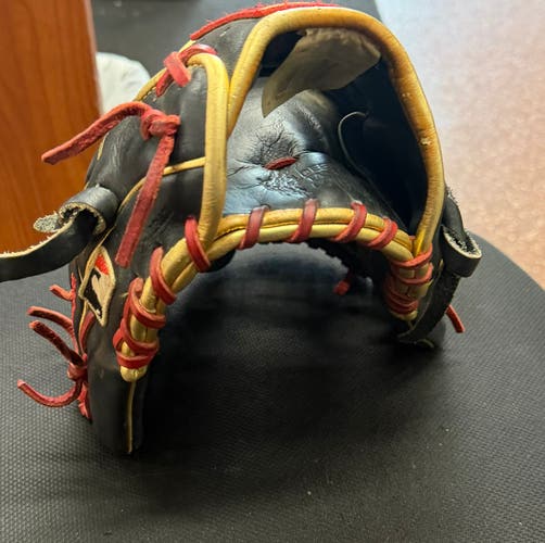 Rawlings Heart of the Hide RH Baseball Glove 11.5" (Used)