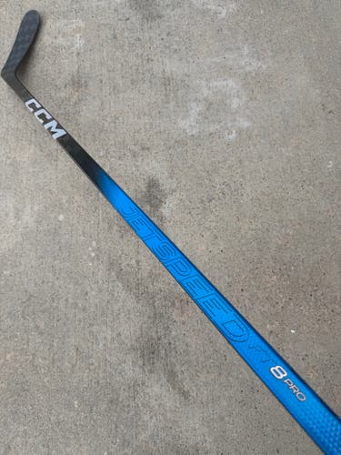 CCM JETSPEED FT8 PRO Pro Stock Hockey Stick Grip P28M 70 Flex Right 0549