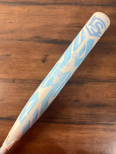 2025 Louisville Slugger Kryo Frost 32/22 (-10) Fastpitch Softball Bat