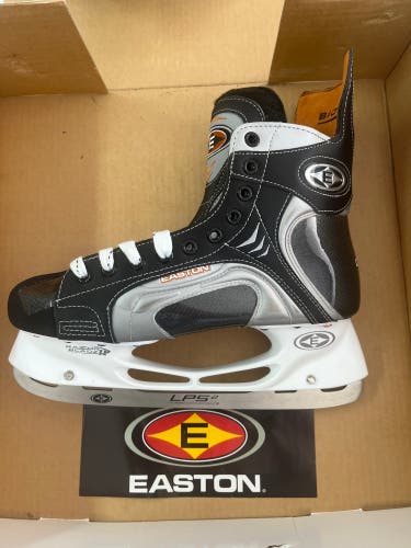 Vintage 2006 Easton Synergy 1500C Hockey Skates Regular Width Size 10.5 (New)