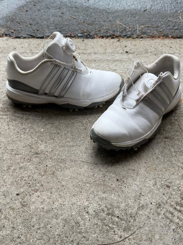 Kid's Adidas Golf Shoes (Used)