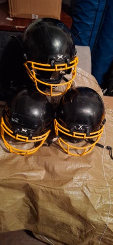 1 Bundle of 10 Black Xenith Helmets