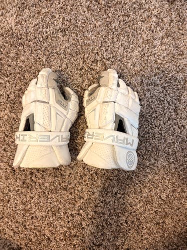 Maverik M6 Lacrosse Gloves (Used)