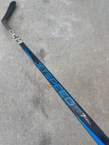 CCM JETSPEED FT7 PRO (Used) Pro Stock Hockey Stick Grip P90 95 Flex Right 1068