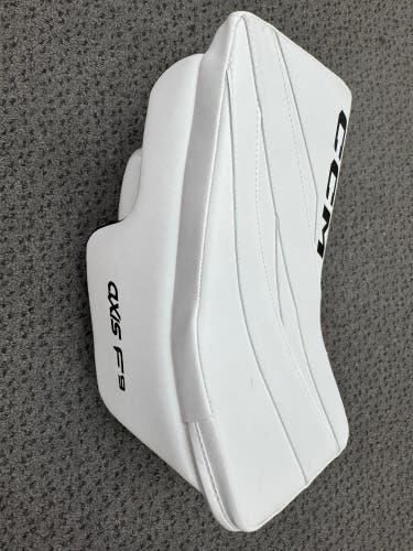 CCM Axis F9 Regular (New) Intermediate
