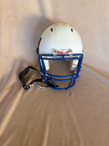Adult Small Riddell Helmet (Used)
