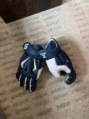 Yale Gait Lacrosse Gloves