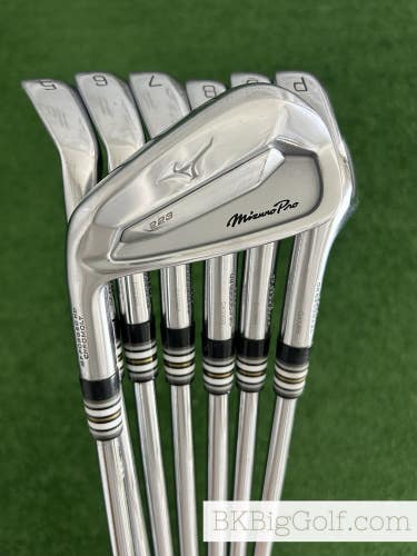 LH Mizuno Pro 223 Forged Iron Set 4-P / NS Pro Modus Tour 115 Stiff +1/2