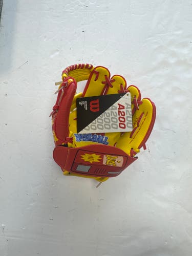 Wilson A200 RH Infield Baseball Glove 10" (New)