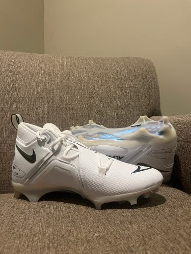 White Men's Size M 11.5 (W 12.5) Nike Alpha Cleats (New)