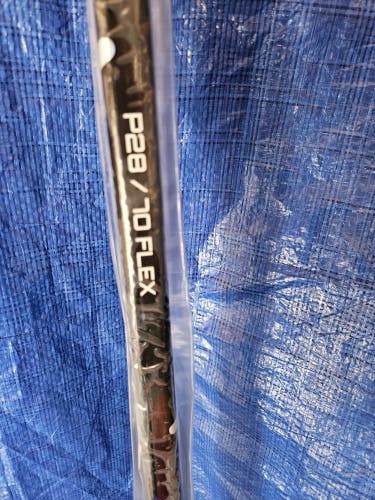 Senior Bauer Vapor Flylite Left Hand Hockey Stick P28 70 Flex (New)