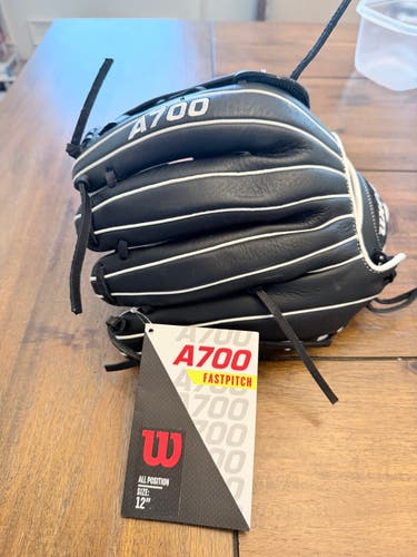 Wilson RH Infield A700 Softball Glove 12" (New)
