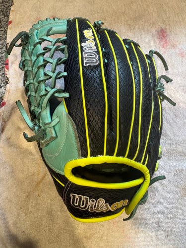 2025 Wilson A1000 LH OF Baseball Glove 12.25" Better Baseball Exclusive Anaconda Pedrioa Fit used