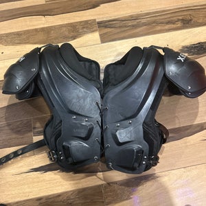 Large Adult Xenith Velocity 2 Shoulder Pads (Used)
