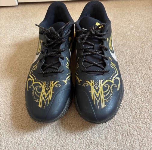 Black Men's Size M 11.5 (W 12.5) Adult Nike Alpha Huarache Elite Turf Shoes (Used)
