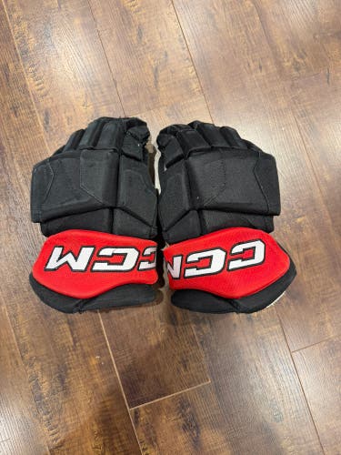 CCM HGJSCHLPP Gloves 14" Pro Stock (Used)