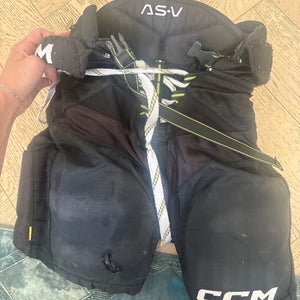 Men's Junior Small CCM Tacks Hockey Pants (Used)
