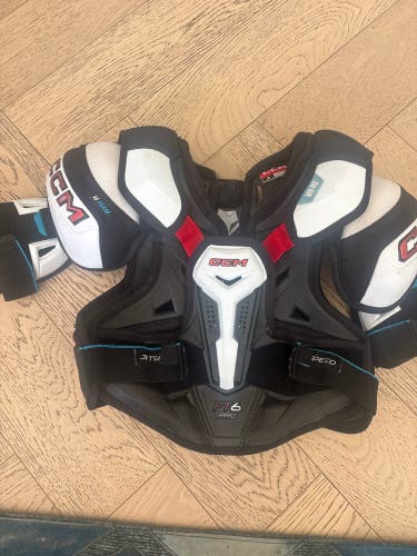 Men's Medium Junior CCM JetSpeed FT680 Shoulder Pads (Used)