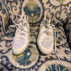 White Unisex Size M 11.0 (W 12.0) Adult Nike Alpha Huarache 8 Elite Mid Top Molded Cleats (Used)