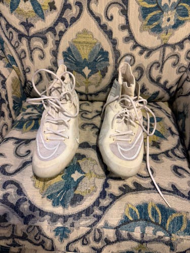 White Unisex Size M 11.0 (W 12.0) Adult Nike Alpha Huarache 8 Elite Mid Top Molded Cleats (Used)