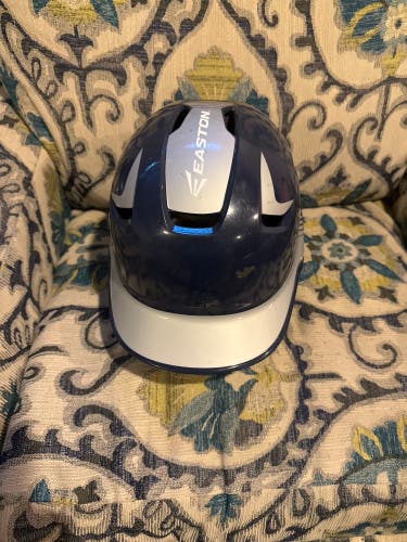 Medium Easton Z5 2.0 Batting Helmet (Used)
