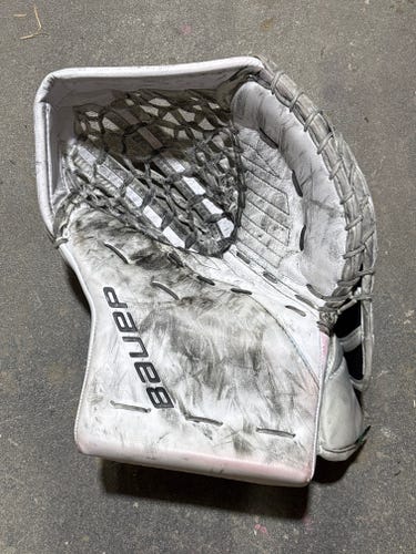 Senior Bauer Supreme Shadow Goalie Glove (Used)