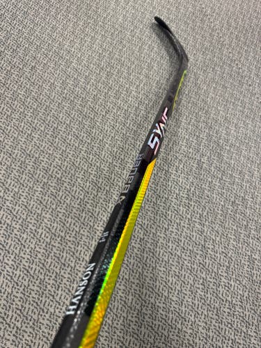 Senior Bauer Nexus Sync Right Handed Hockey Stick P28 77 Flex Pro Stock (New)