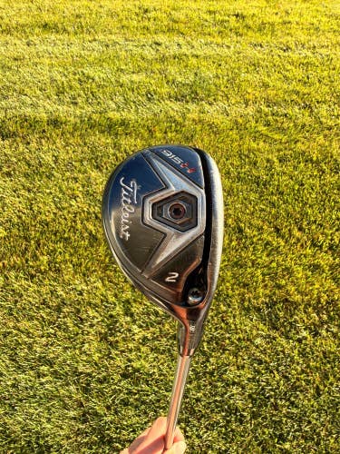 Titleist 915 H 2 Hybrid 18 Diamana 70g Stiff Flex 40.25" NICE