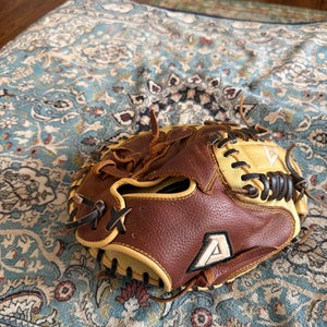 2025 Akadema AGC 98 RH Catcher's Baseball Glove 32" (Used)